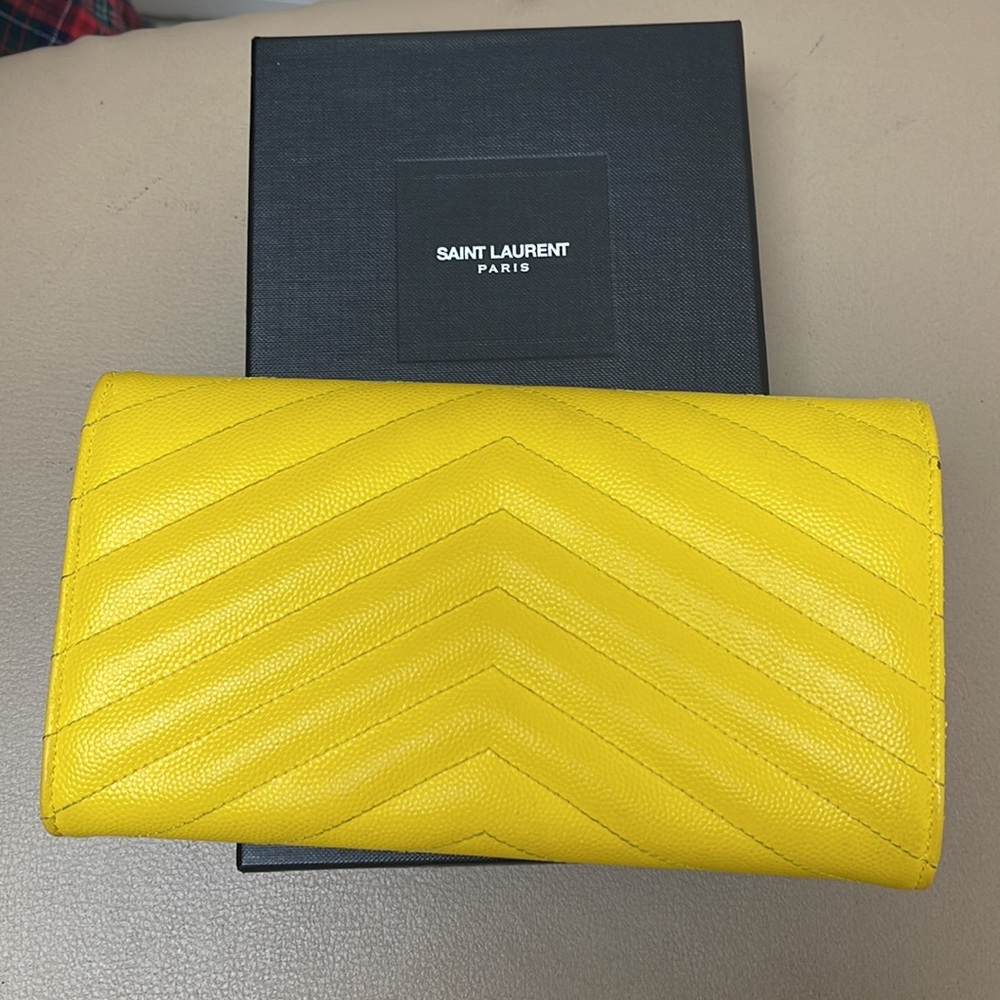 YSL Wallet - Picture 4 of 13